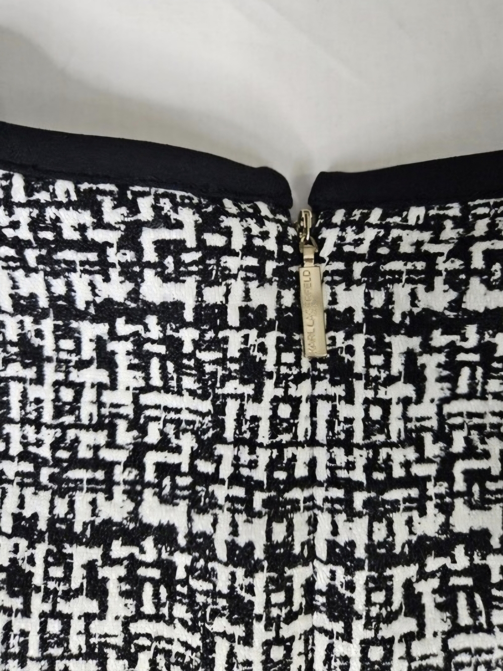 Designer Karl Lagerfeld Black and White Tweed Midi Dress with Gold Buttons. NWOT - Picture 6 of 6